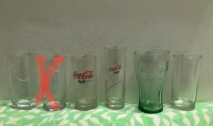 Copos diversos, só hoje, qualquer um 25,00cada mínimo p envio 4copos
