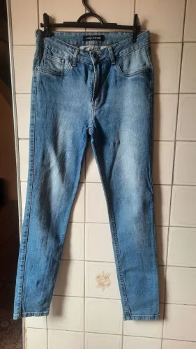 Lote de roupas feminina