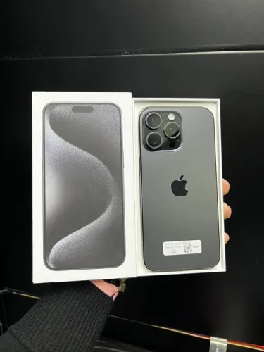 iPhone 15 Pro max natural