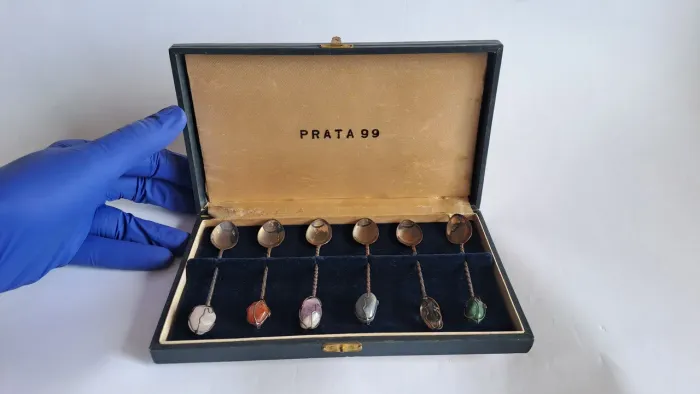 * MT Estojo Vintage de Colheres de Café / Chá Antigas, com Pedras