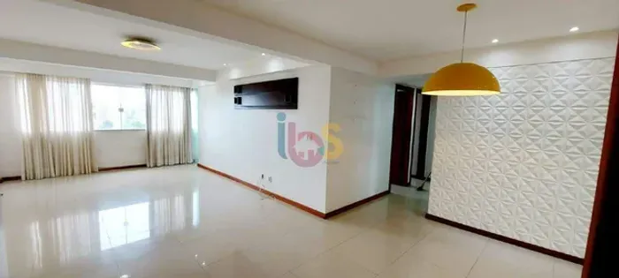 Vendo Apartamento com 3/4 no Pacheco