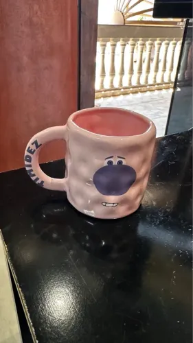 Caneca Divertida Mente Timidez
