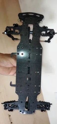 CHASSIS CARRO RC SNRC R-3 PRÓ NOVO NA CX !!