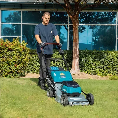 Cortador De Grama A Bateria 36v Tracionado Dlm533z-Makita