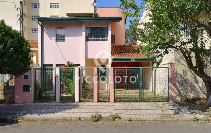 Sobrado à venda em Campinas, Taquaral, com 8 quartos, com 245 m²
