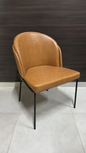 Cadeira Denali PU Caramelo Base em Aço (Nova Direto da Fábrica)