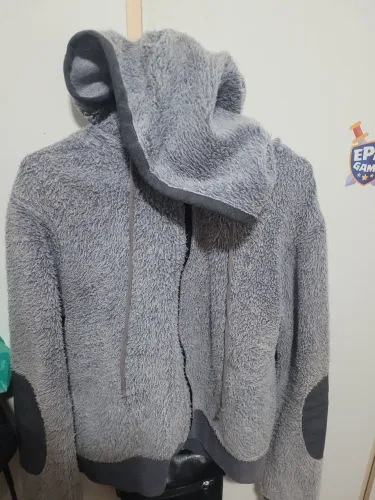 Casaco de Frio Cinza com Capuz