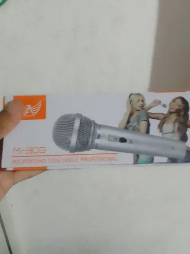 Microfone com Cabo Profissional  - Frete Grátis 