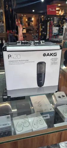 Microfone Condensador de Cápsula Dupla PERCEPTION P-420 - AKG