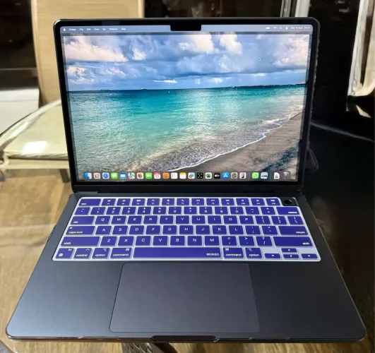 MacBook Air 13/ M3/ 256GB/ 16GB + acessórios NOVO