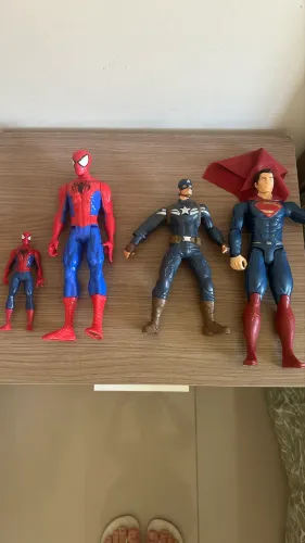 Boneco dos Super Heróis