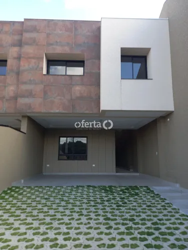 Sobrado em Araucária / Iguaçu