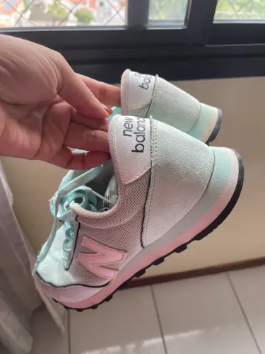 Vendo tênis New Balance Seminovo