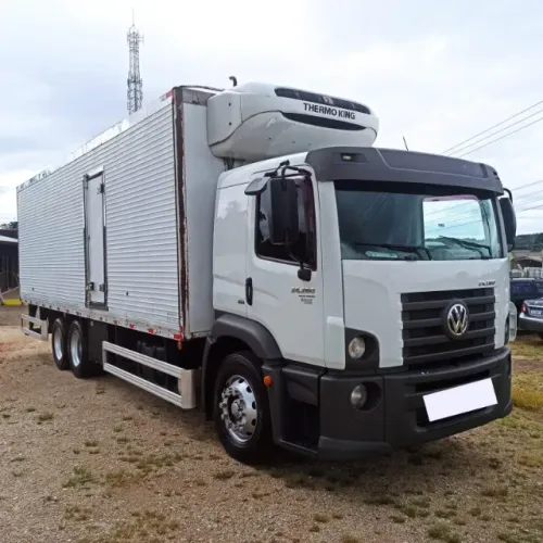 Vw constellation 24.280 refrigerado 2015