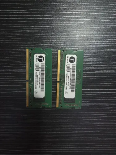 Memória RAM DDR4 4GB 2666Hz