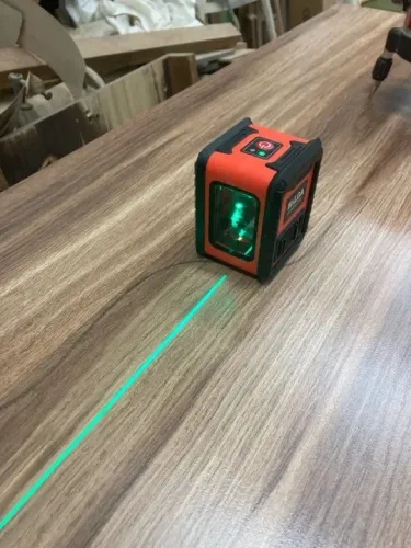 Nível a laser 2 Linhas com Tripé, suporte e bolsa Fazemos entrega