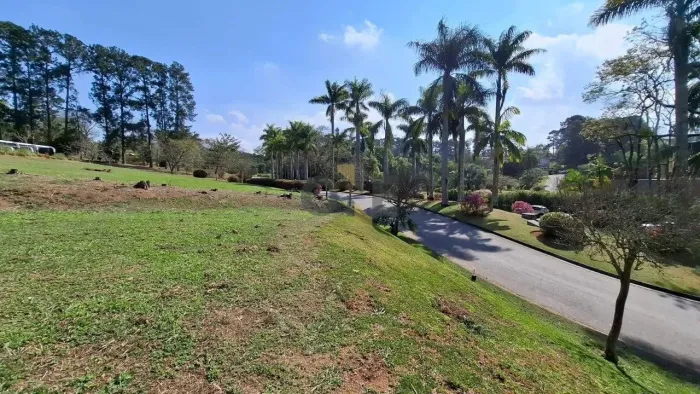 Terreno em condomínio fechado Alto Padrão Haras Guancan - Granja Viana - Cotia/SP