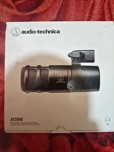 Microfone Dinâmico Hipercardioide Audio-Technica AT2040
