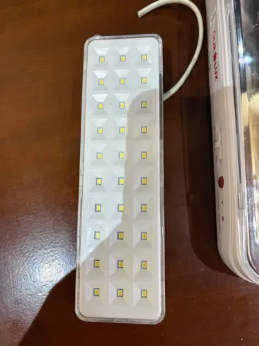 Luminária de emergência LED - 2