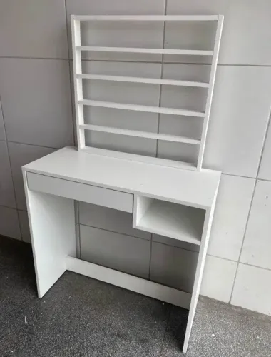 Mesa Manicure com Expositor 