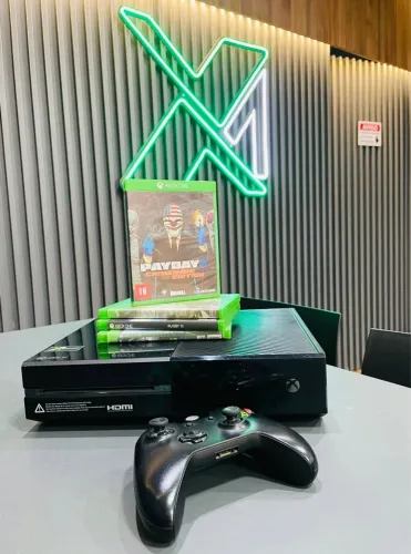 Xbox One Fat sem detalhes e preço baixo / sucesso