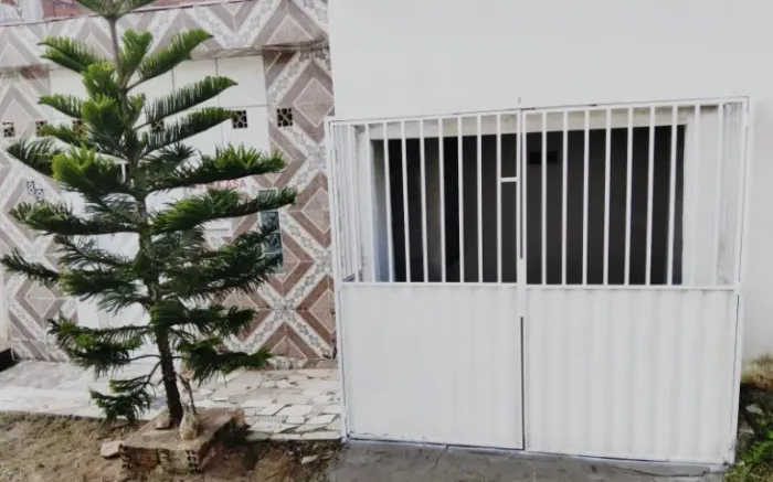 Casa 160m2 Semi Construída SURUBIM-PE( PREÇO PRA VENDER )