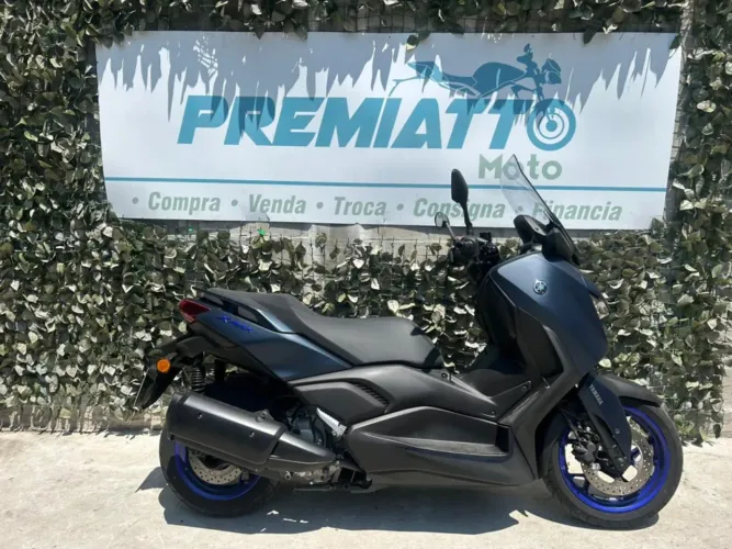 Yamaha Xmax 250 connected abs 2025