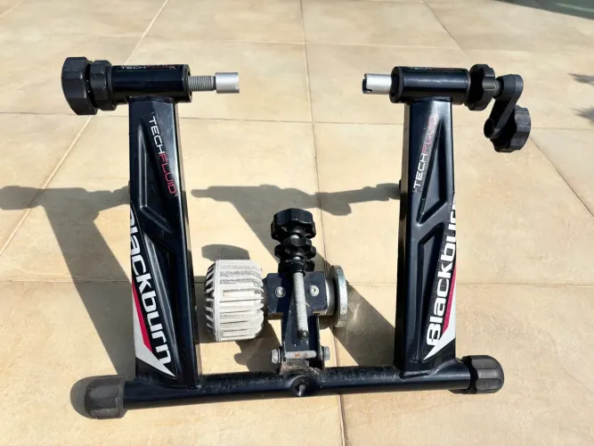 Rolo de Treino Blackburn Tech Fluid pouco uso PRECISA USAR ? 