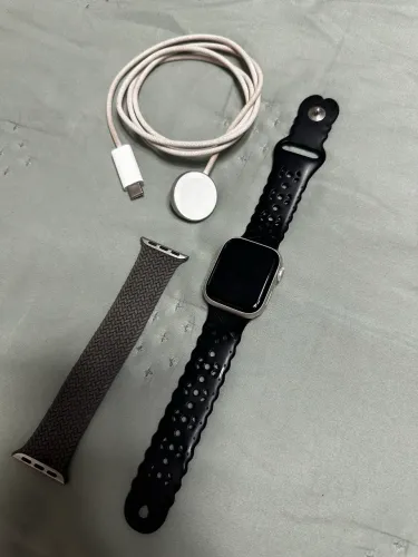 Apple Watch Series 9 (GPS) 41 mm - Alumínio 