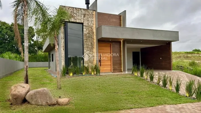 Casa de alto padrão à venda em Colinas