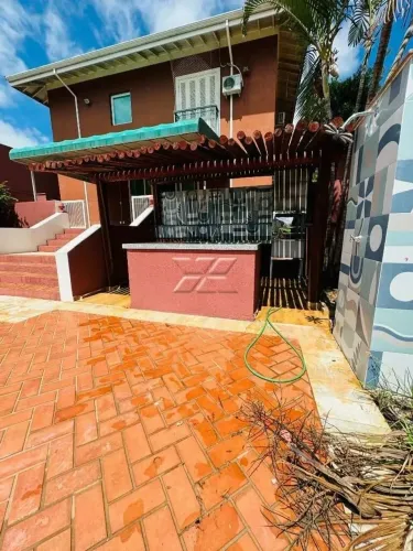 Casa em condomínio com 04 quartos à venda no Jardins de Samantha I