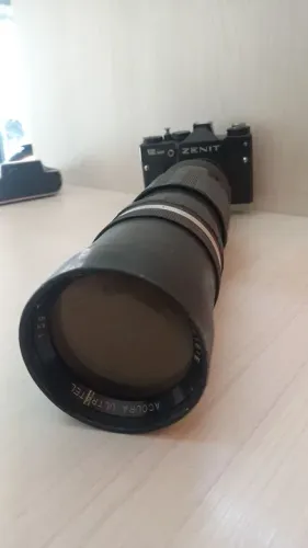 Câmera Zenit 12 XP com lente teleobjetiva