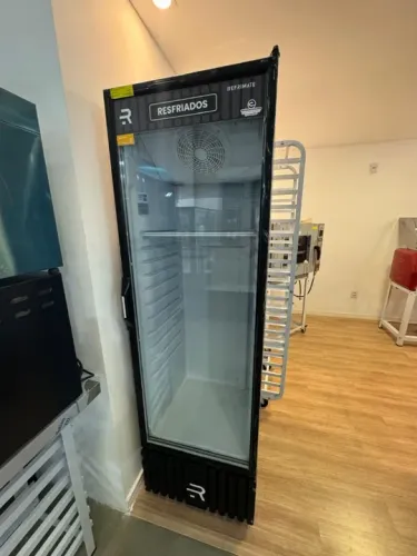 Visa Cooler Resfriados 400L Porta de Vidro NOVO 