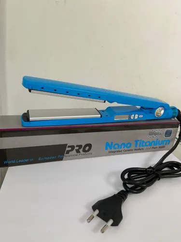 *Chapinha Prancha Alisadora 450°F Bivolt - Nano Titanium*<br><br>85$