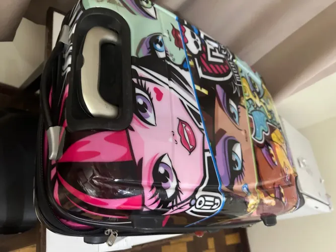 MALETA POLICARBONATO MONSTER HIGH VR Giro 360% REF.040312-00 SESTINI