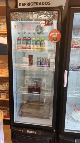 Refrigerador de bebidas Vitrine Vertical Gptu 40 Pr 220V - Gelopar
