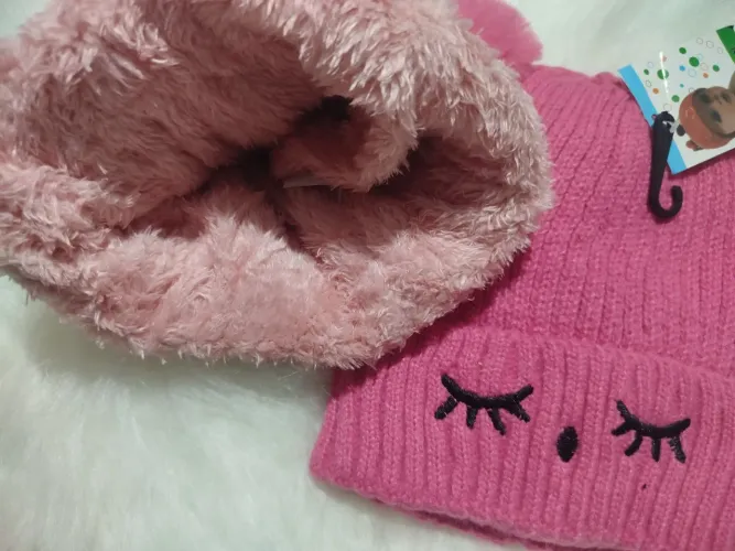 Touca rosa infantil com forro de pelúcia - rosa pink e rosa claro (unidade)