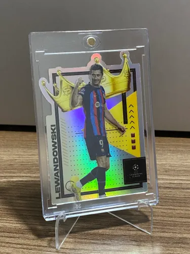 Card Lewandowski Royalty PROMOÇÃO - Coleção Topps Superstars 22/23