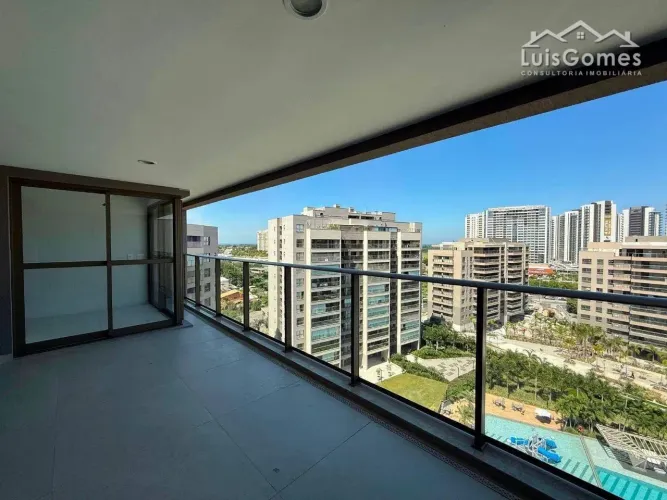 CONDOMINIO LATITUD - Apartamento com 3 quartos sendo 1 suíte com 125 m² na Barra da Tijuca
