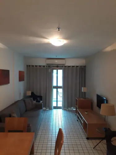 ESPETACULAR SALA/QUARTO COM SERVIÇOS DE FRENTE PARA A LAGOA RODRIGO DE FREITAS!