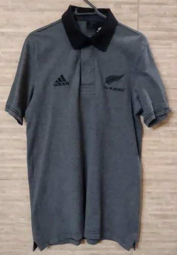 Camiseta Polo Adidas All Blacks Cinza P