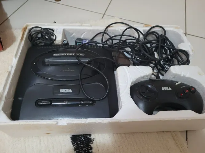 Mega Drive III Tectoy + Itens