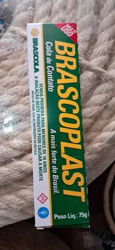 Cola de contato 