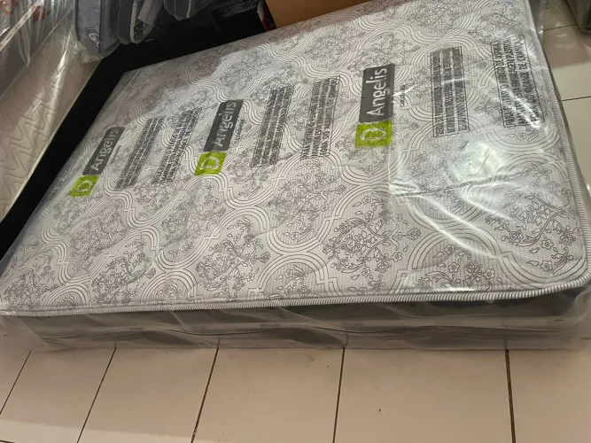 Colchão anjos casal d33 molas ensacadas com base 