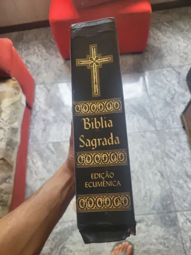 BIBLIA SAGRADA EDIÇÃO ECUMÊNICA (RARA)
