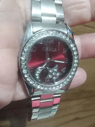 Relógio  feminino  prata com strass