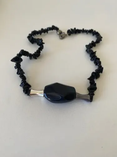 COLAR COM PEDRA DA BAZAR FASHION
