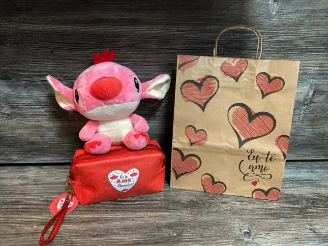 Dia dos Namorados - Kit Stitch: Pelúcia + Necessaire + Embalagem
