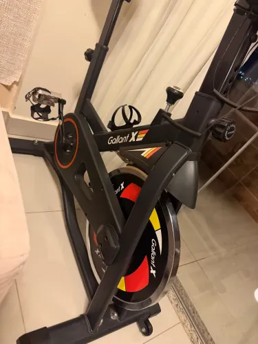 Bicicleta spinning residencial 