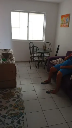 ALUGA-SE APARTAMENTO SOLAR DA BARRA 2 ANDAR